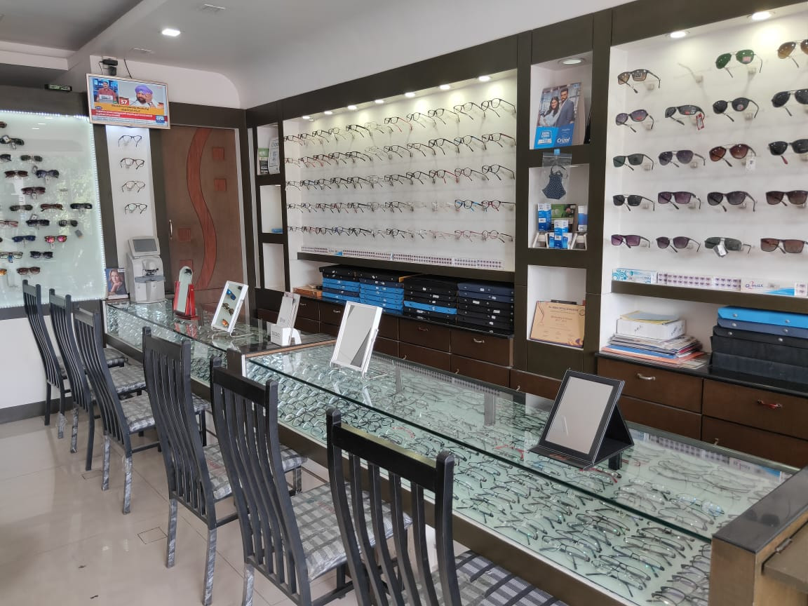 DAR OPTICALS & EYE CLINIC NILAMBUR